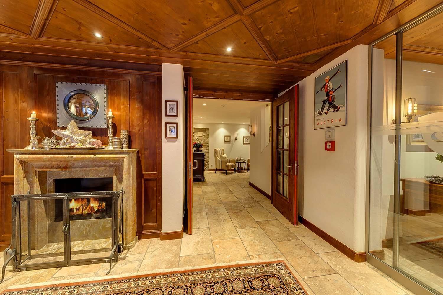 Bentleys House Mountain Residence Zürs Esterno foto